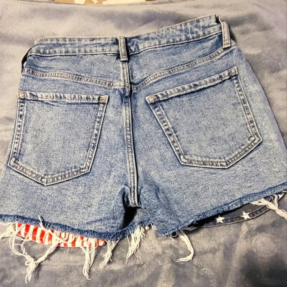 Jean Shorts - Picture 2 of 2